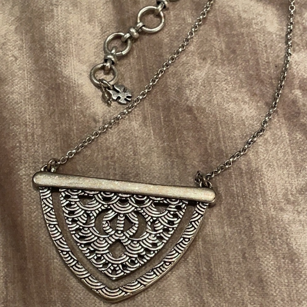 LUCKY BRAND Pendant Necklace 26-28” - Picture 5 of 7